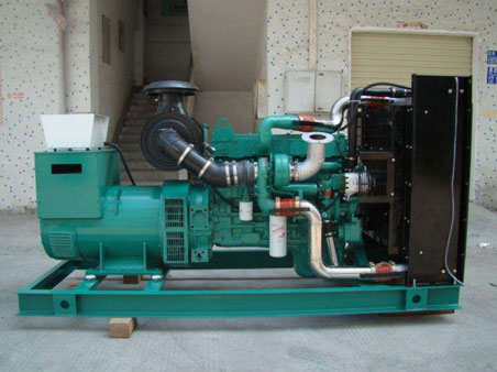 雅安1100kw康明斯柴油发电机组